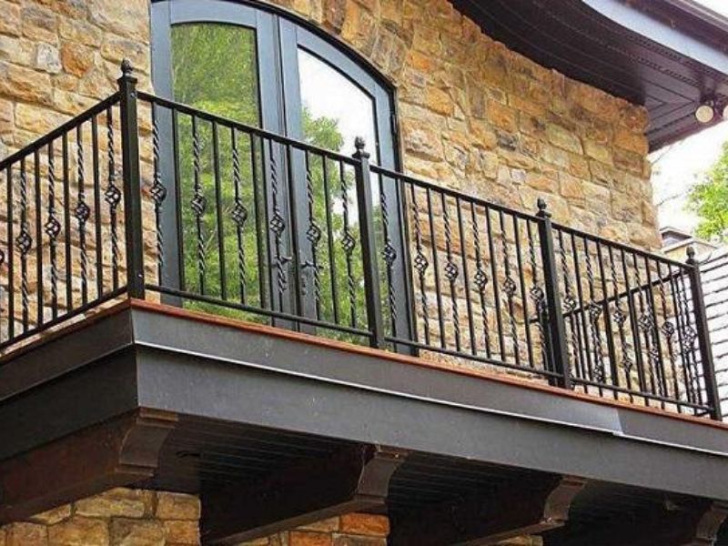 Lan can sắt bền, đẹp, tiết kiệm của Toàn Thành Phát NT